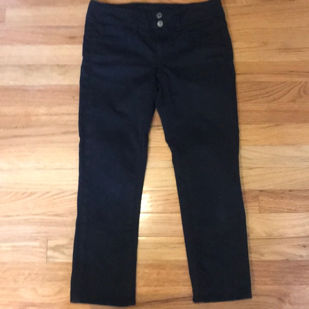 Black skinny American Eagle pants